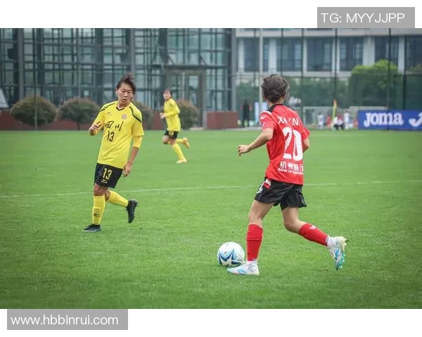 成都与杭州足球队对决赛后分析速度对比与战术启示