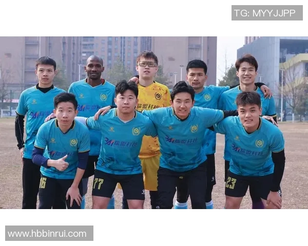 赛后分析:深圳足球队与西安足球队的战术配合与表现评估 赛后分析:深圳足球队与西安足球队的战术配合与表现评估