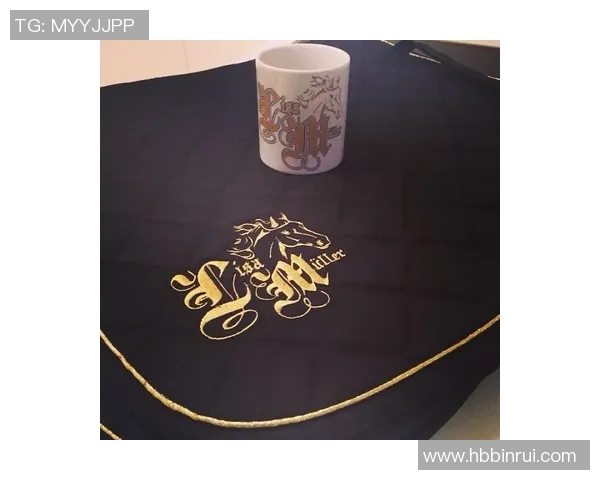 足球明星在社交媒体上的动态与影响力分析及其对球迷的吸引力 足球明星在社交媒体上的动态与影响力分析及其对球迷的吸引力