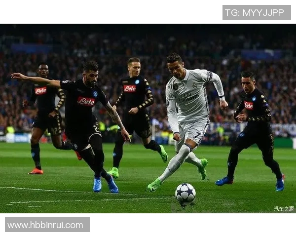 足球明星西罗多的传奇旅程与辉煌成就全解析 足球明星西罗多的传奇旅程与辉煌成就全解析